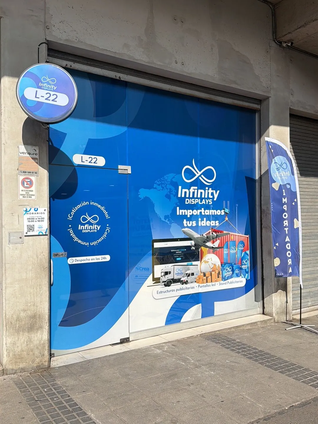 Fachada de la Sala de Ventas Infinity Displays en Calle Río de Janeiro 385, Local 22, Recoleta